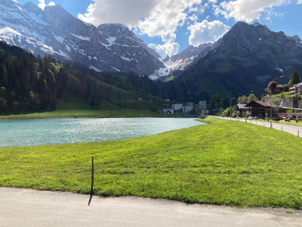 Spirit Apartments - Neben Dem Titlis - Parkplatz Engelberg Bagian luar foto